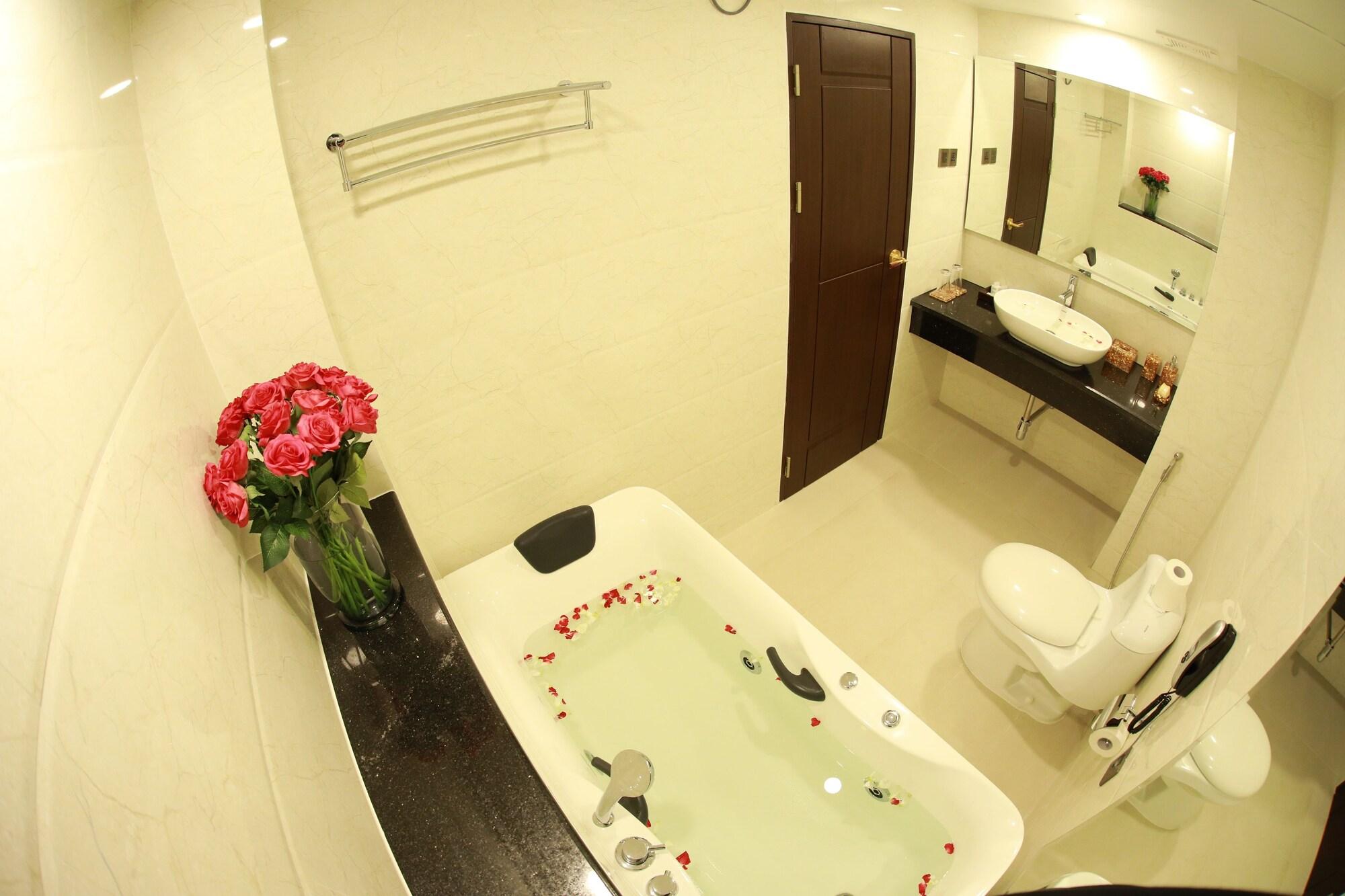 Rose Palace Hotel Yangon Luaran gambar