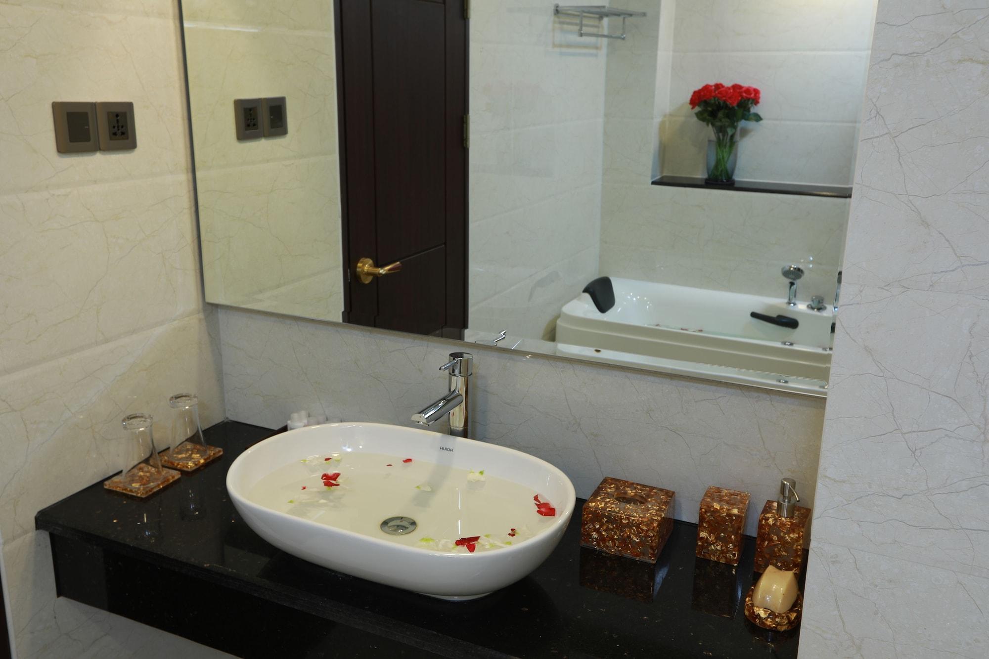 Rose Palace Hotel Yangon Luaran gambar