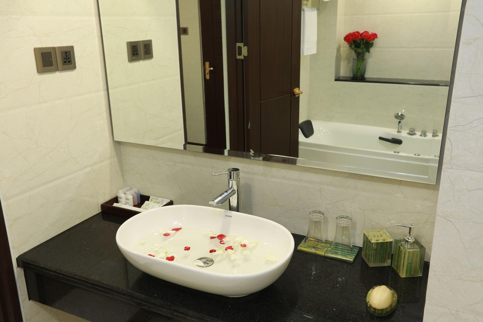 Rose Palace Hotel Yangon Luaran gambar