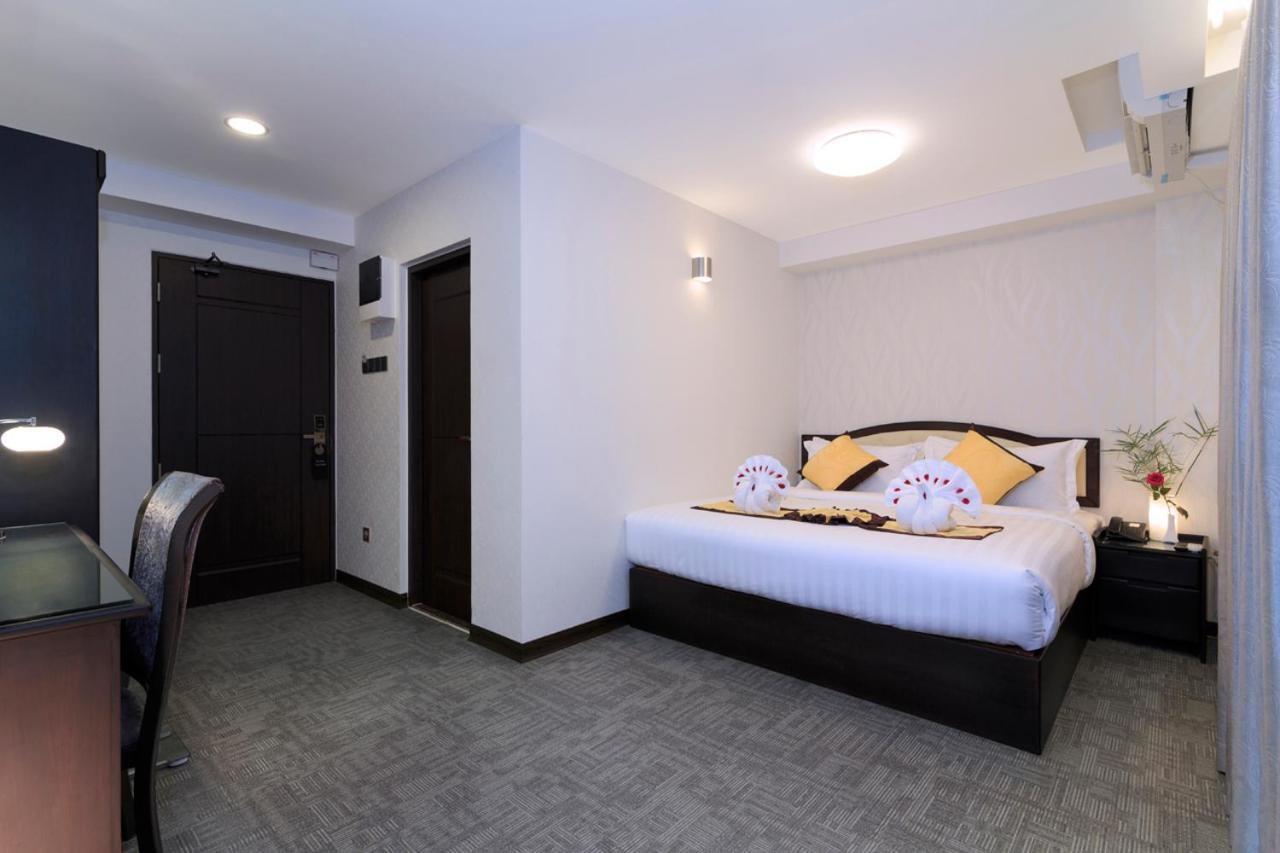 Rose Palace Hotel Yangon Luaran gambar