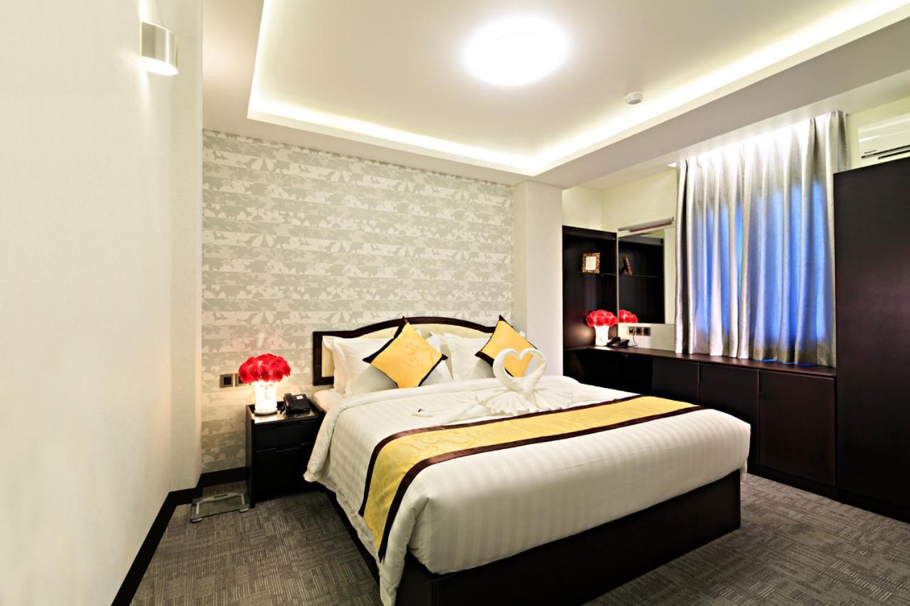Rose Palace Hotel Yangon Luaran gambar